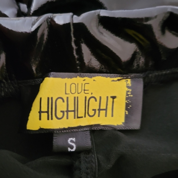 Love Highlight Latex High Rise Shorts Small - Picture 3 of 4